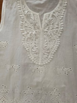 Blusa Blanca Bordada Talla XL