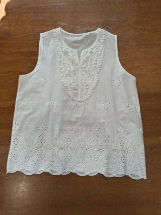 Blusa Blanca Bordada Talla XL
