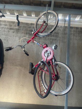 Bicicleta BH antigua roja