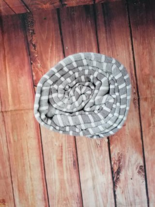 Copriletto 250x250 grigio/bianco