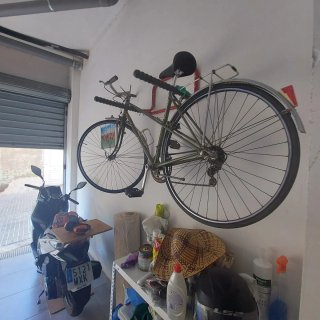 Bicicleta verde de paseo