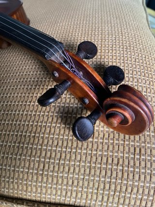 Violín José del Hierro