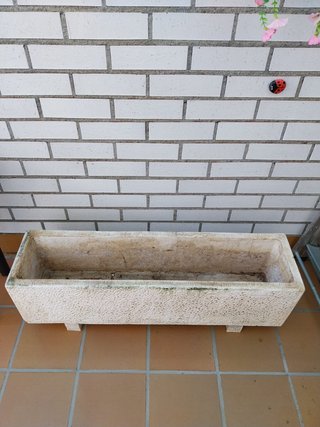 Jardinera de piedra rectangular beige/gris