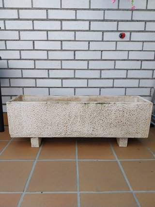 Jardinera de piedra rectangular beige/gris