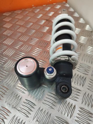(000481)Amortiguador Suzuki GSXR K8