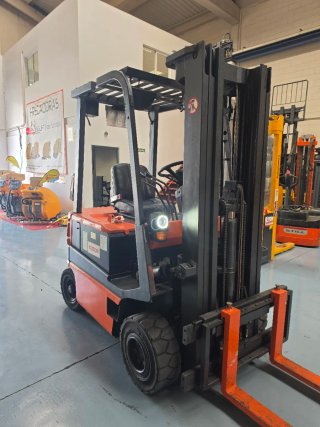 Carretilla Eléctrica Matriculada