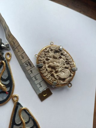 Ciondoli fatti a mano,colore Oro Argento