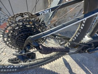 Bicicleta Eléctrica Montaña TERU BOSCH 700