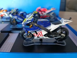 Colección motos y cascos de competición