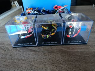 Colección motos y cascos de competición