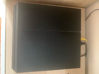 PS4 1TB Nero + 3 Controller + Rayman Legends