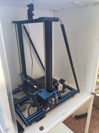 Impresora 3D Creality CR-10 v3 con armario