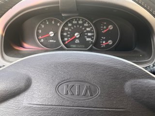 KIA Carnival 2003