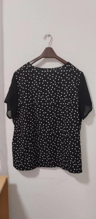Blusa verano lunares negro y blanco