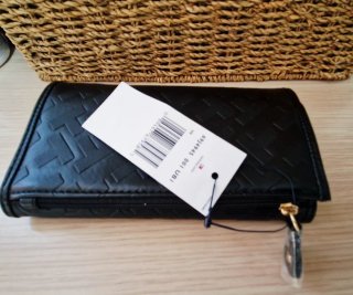 Cartera Tommy Hilfiger Negra