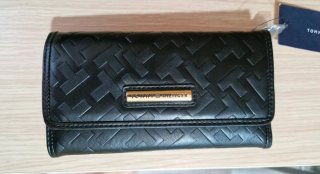 Cartera Tommy Hilfiger Negra