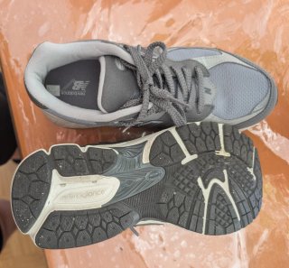 Zapatillas New Balance Grises