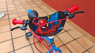 Bicicleta Spiderman 16 azul y roja