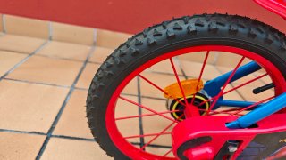 Bicicleta Spiderman 16 azul y roja