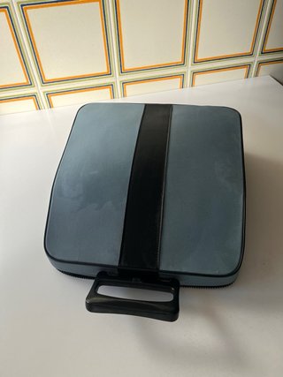 Máquina de escribir Olivetti Lettera 32
