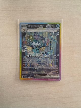 Carta pokemon Charizard y otras