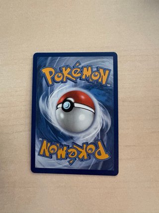 Carta pokemon Charizard y otras