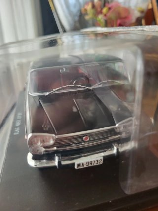 Maqueta SEAT 1500 1971 Negra