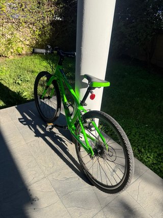Bicicleta Giant ARX 24, muy buen estado. Poco uso.