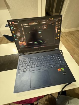 HP Victus Ryzen 7 7840HS 32GB RAM 1TB SSD