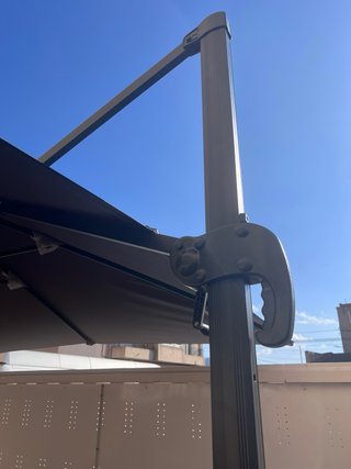 Parasol Excéntrico Cuadrado 3x3M Beige Oscuro