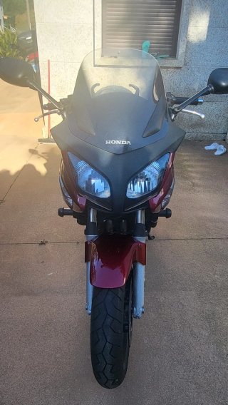 Honda CBF 600 S Roja