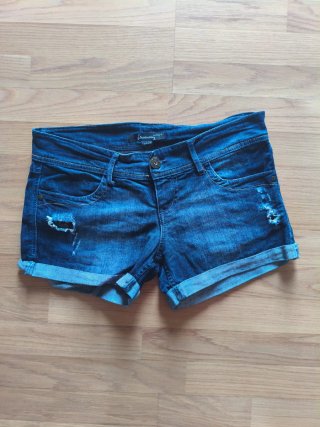 Shorts vaqueros Stradivarius mujer