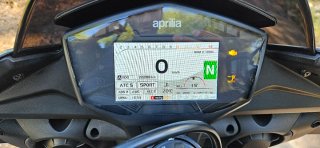 Aprilia Tuono V4 1100