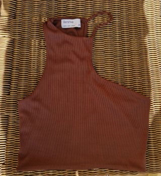 Camiseta tirantes Bershka marrón M