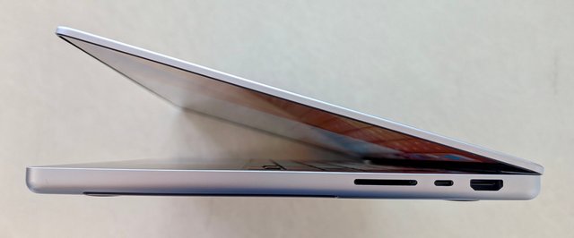 Apple Macbook Pro 14" M1 Pro 512GB Súper Precio