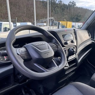 Iveco Daily 35C16H 160CV | CAJA FIJA + GRÚA 7,30M | DOBLE RUEDA | 2021