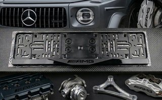 2 Portamatrículas AMG