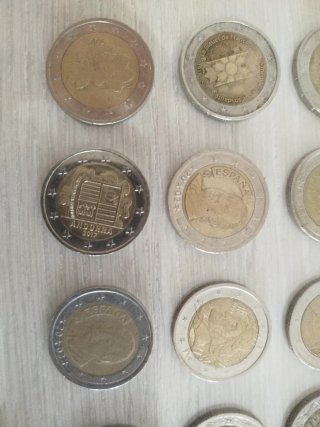 Lote di 28 monete da 2 euro