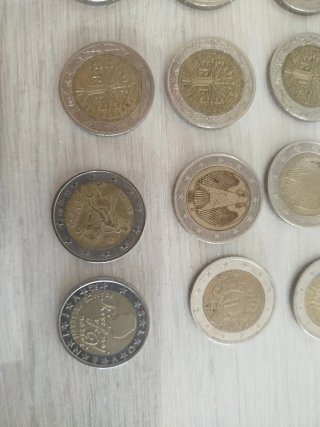 Lote di 28 monete da 2 euro