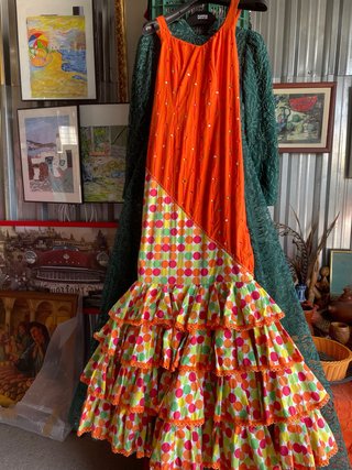 Vestido Flamenca Naranja Lunares Volantes