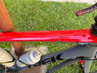 Bicicleta Trek Madone Carbono Shimano 105