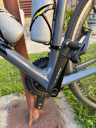 Bicicleta Trek Madone Carbono Shimano 105