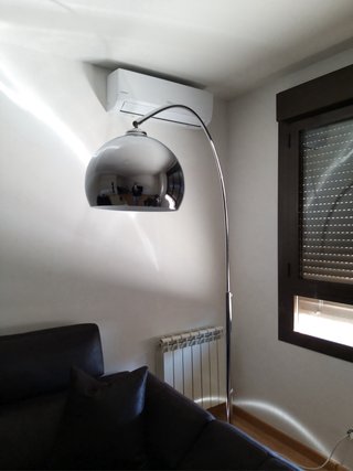 Lámpara de pie moderna