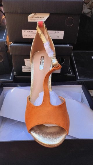 Zapatos de tacón BUONAROTTI tallas diversas