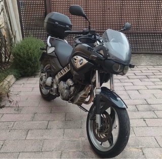 BMW F 650 SC Negra