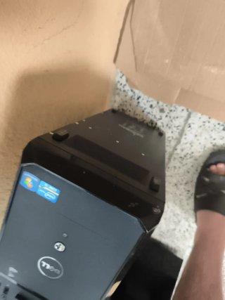 Torre Computer Nera