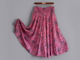 Falda larga fluida estampada talla única