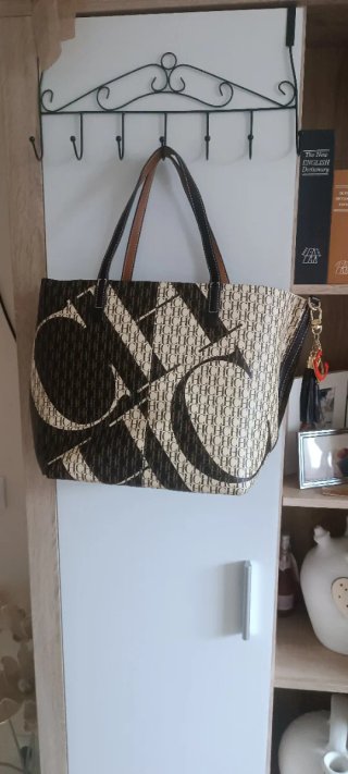 Bolso Carolina Herrera CH Beige y Marrón