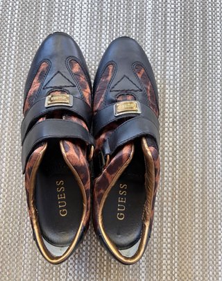 Zapatos GUESS Mujer T.38 Nuevos Sin Estrenar