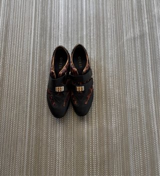 Zapatos GUESS Mujer T.38 Nuevos Sin Estrenar